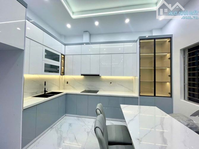 CẦN BÁN CĂN NHÀ NGÕ  TO  2 MẶT TIỀN NGÕ  NGÔ QUYỀN -TP HẢI DƯƠNG - 1