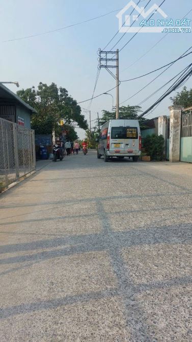 Bán 553 m2 đất mặt tiền liên ấp 2-3A giá 12,2 tỷ - 1