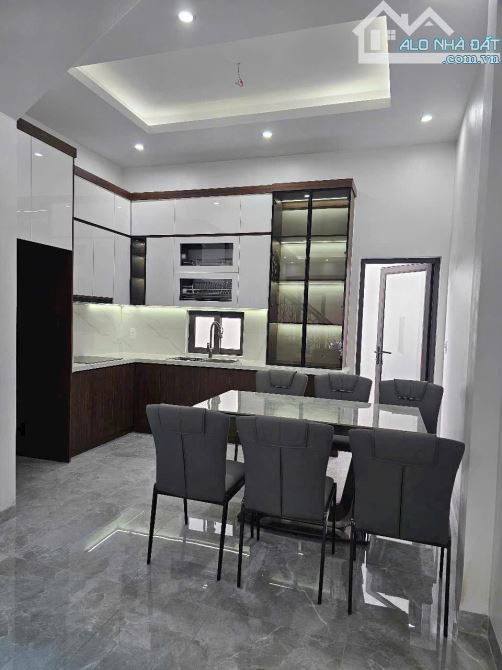 BÊN MÌNH CÒN 4 CĂN NGÕ KHUÊ LIÊU -TP HẢI DƯƠNG - 1