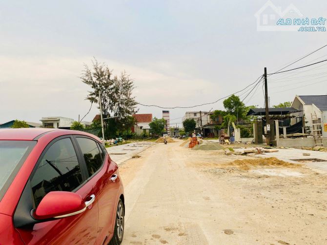 BÁN ĐẤT KHU QUY HOẠCH TRUNG TÂM THƯƠNG MẠI BẾN XE SỊA - 1