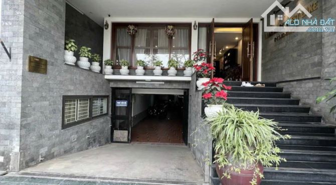 Bán Tòa APARTMENT Phố Trịnh Công Sơn, Tây Hồ 205m2/ 8Tầng Thang máy, MT 8m 152 Tỷ - 1
