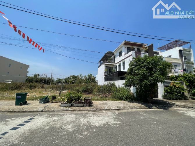 Bán đất làng chài TP Hội An cách sông Cổ Cò và công viên vài bước chân - 1