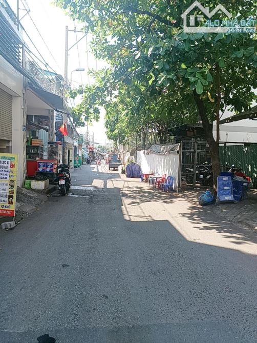 Bán nhà cấp 4 hẻm xe hơi khu dân cư Himlam quận 7 - 1