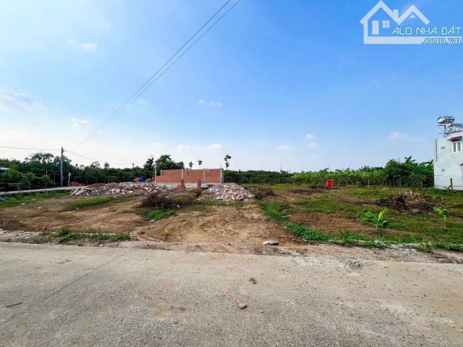 ĐẤT GẦN SÂN BAY BIÊN HOÀ – SỔ RIÊNG, ĐƯỜNG NHỰA - 1