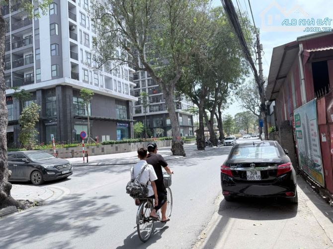 Cho thuê MBKD, nhà hàng, shorrom, kho vận, chuyển phát nhanh tại 134 Đức Giang, Long Biên - 1