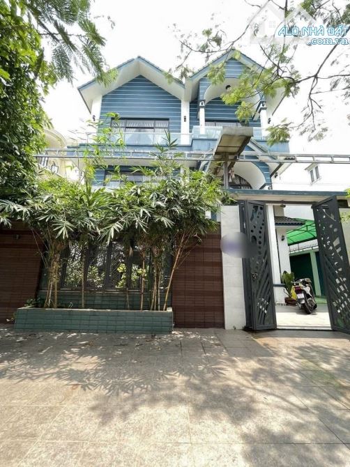 🎁 CHỦ NGỘP QUÁ NÊN CẦN RA GẤP. 🎁 BIỆT THỰ ĐÔI CAO CẤP – 368M² FULL THỔ CƯ –BAF ĐIỂM– HÓC - 1