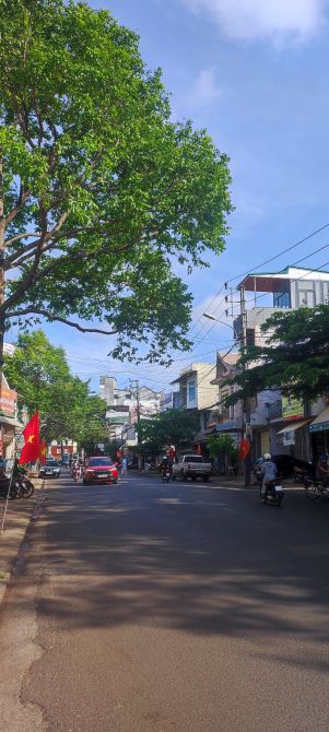 Đất mặt tiền Amakhe - Gần Nguyễn Tất Thành - 6,75x25 - 1