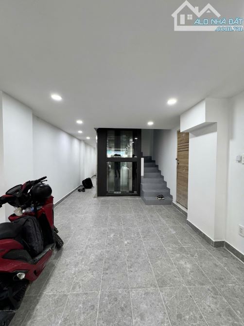 Bán nhà mặt tiền 106 Hoàng Văn Thụ, Phường 9, Quận Phú Nhuận  - Ngay ngã tư Trần Huy Liệu - 1