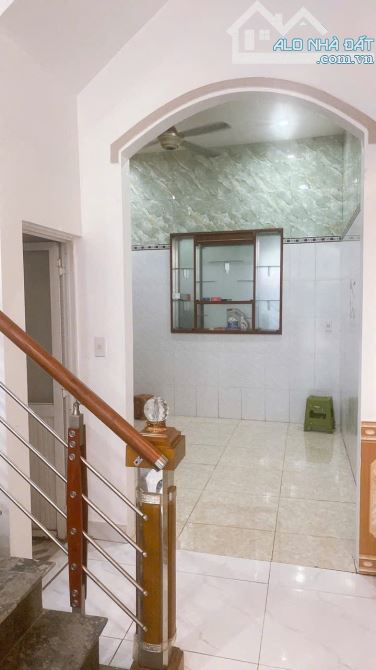 Bán nhà 2 tầng ngõ Lê Viết Hưng, p Ngọc Châu, tp Hải Dương giá rẻ - 1