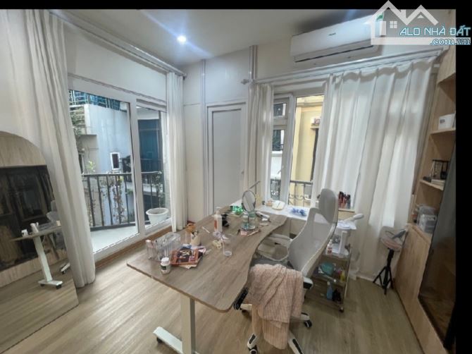 43 Tỷ/ 140 M2/ 6 Tầng/ 4.6 Mt/ Hoàng Hoa Thám/Liễu Giai - 1