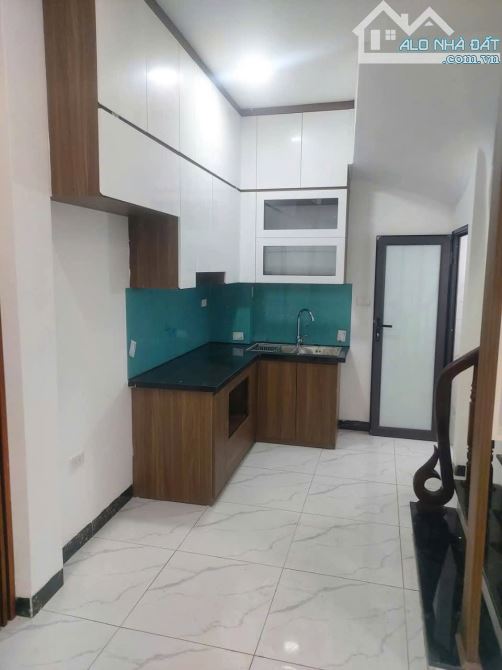 Nhà Hưng Phúc – Hoàng Mai – Ô Tô Đỗ Cổng – Lô Góc – 35m 5 Tầng Mặt Tiền 3,6m, Chỉ 6 Tỷ. - 1
