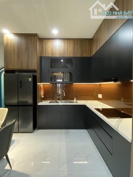 Gia đình cần tiền bán gấp nhà mặt tiền đường Ký Hòa, 4x24m, 5 tầng, chỉ 22 tỷ còn bớt - 1