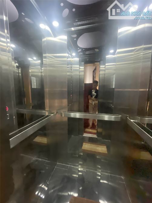 Nhà Phố Vạn Xuân QL32 145m2 5 Tầng Thang Máy Mặt Tiền 10m Làm Văn Phòng Cực Đẹp Giá 24 Tỷ - 1