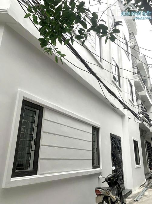 CẦN BÁN CĂN NHÀ NGÕ  TO  2 MẶT TIỀN NGÕ  NGÔ QUYỀN -TP HẢI DƯƠNG - 12