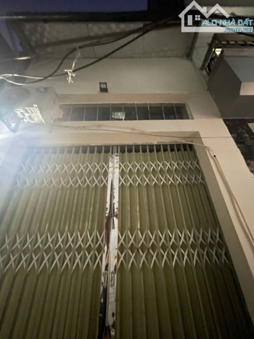 BÁN ĐẤT TẶNG NHÀ C4*NHÂN TRẠCH,PHÚ LƯƠNG*NGÕ 3 GÁC HÀNG HIẾM ,GẦN TRỢ,TRƯỜNG HỌC GIÁ 3,7TY - 3