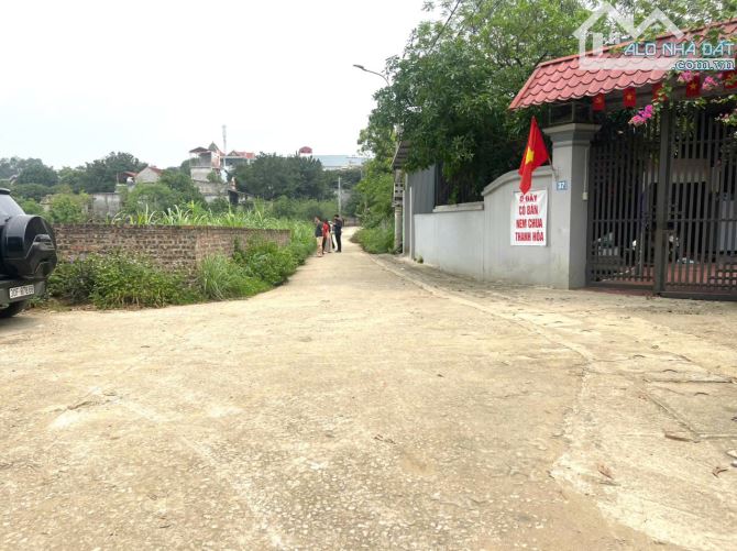 Lô góc 283m2 - sổ đỏ Hà Nội đất - Sát trung tâm Phường, Điện Máy Xanh, Siêu Thị ATM giá rẻ - 2