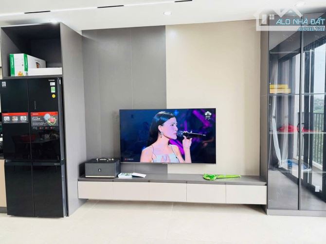 BÁN NHÀ KINH DOANH NGỌC THUỴ, LONG BIÊN 60m2, 5T Giá 15 tỷ (vỉa hè, ô tô tránh) - 2