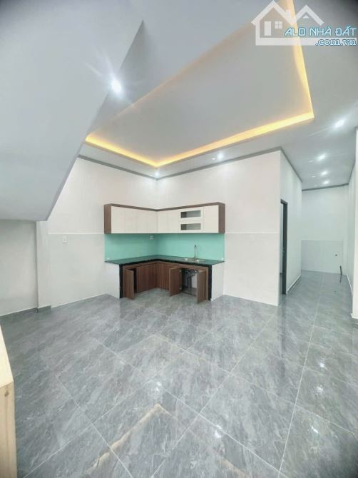 Cần bán nhà lầu ấp 5 Thạnh Phú - 2