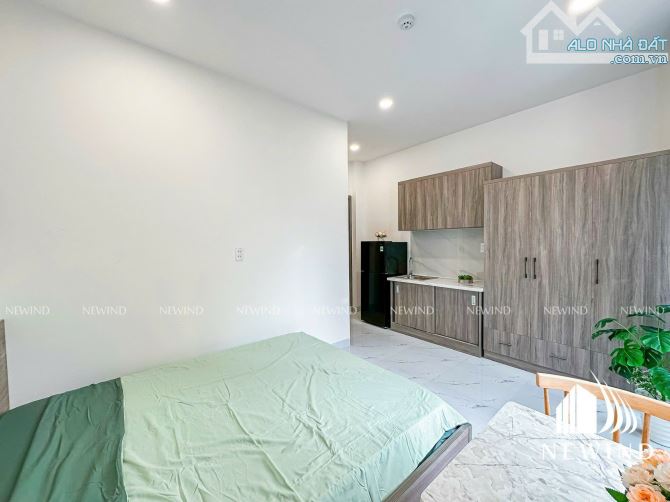 Cho Thuê Căn Hộ Ban Công, Full Nội Thất, Gần Chợ Bến Thành, Dinh Độc Lập, Phố Bùi Viện - 2