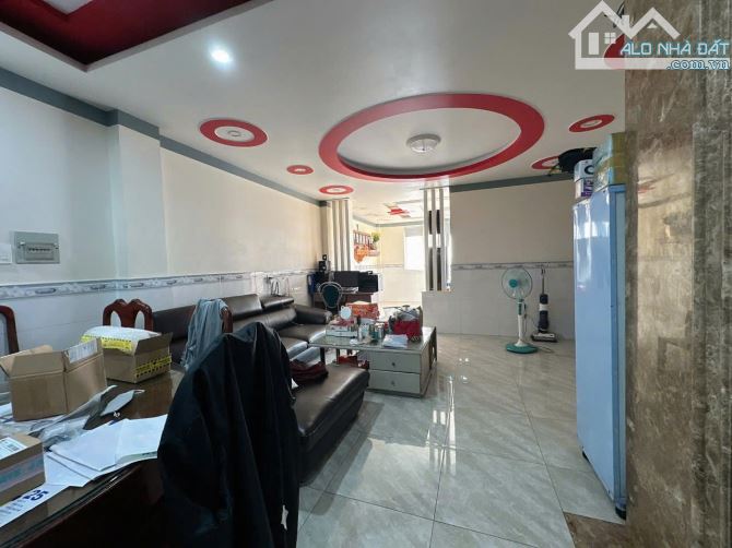 Siêu phẩm MTKD Nguyễn Văn Công ngang 7.3m 6L có T.máy 127m2 KD đỉnh cạnh sân bay 29.9 tỷ. - 2