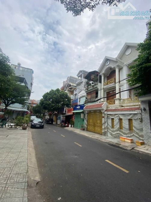 Bán nhà 7 tầng cho thuê  65tr/tháng - Chơ Căn Cứ K26( Phan Văn Trị)HXH có lề chỉ 17 tỷ . - 2