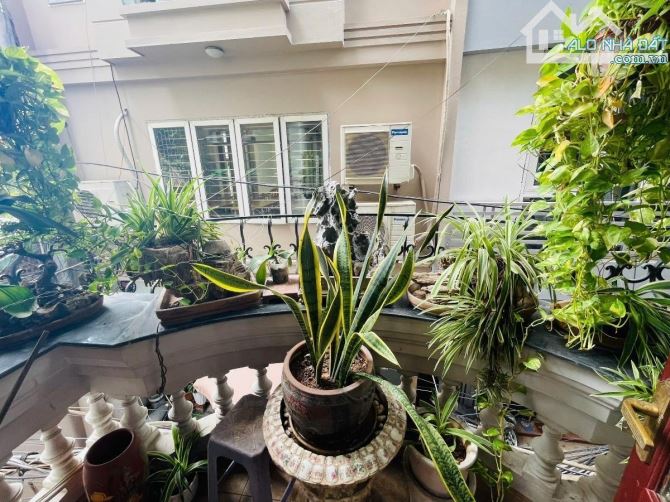 SIÊU PHẨM 5T PHÂN LÔ ÔTÔ TRÁNH KD 3 THOÁNG PHỐ TRẦN QUỐC HOÀN CẦU GIẤY 60M2 MT 4M 16 TỶ - 2