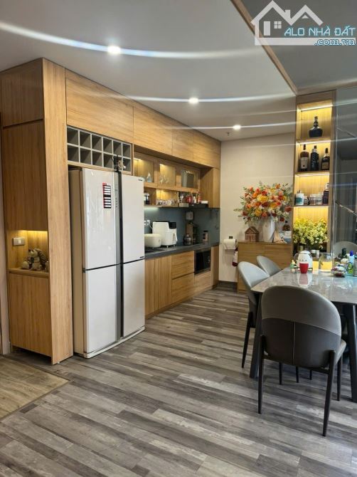 Bán hộ tầng cao 2PN + 2WC The Minato Residence, 82.2m2, full nội thất, điều hoà âm trần - 2