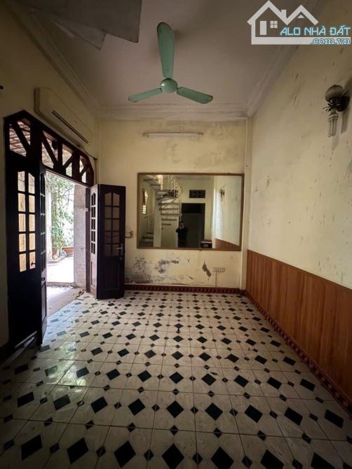 TIN THẬT: BÁN NHÀ PHỐ HÀO NAM - DIỆN TÍCH 59M2 - GIÁ HƠN 7TỶ - 2
