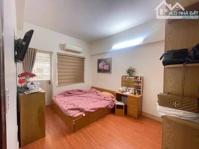 Bán GẤP Căn hộ CC KĐT Việt Hưng, căn góc, nội cơ bản, 76m, PK, Bếp, 2PN, 2WC, nhỉnh 3 tỷ - 2
