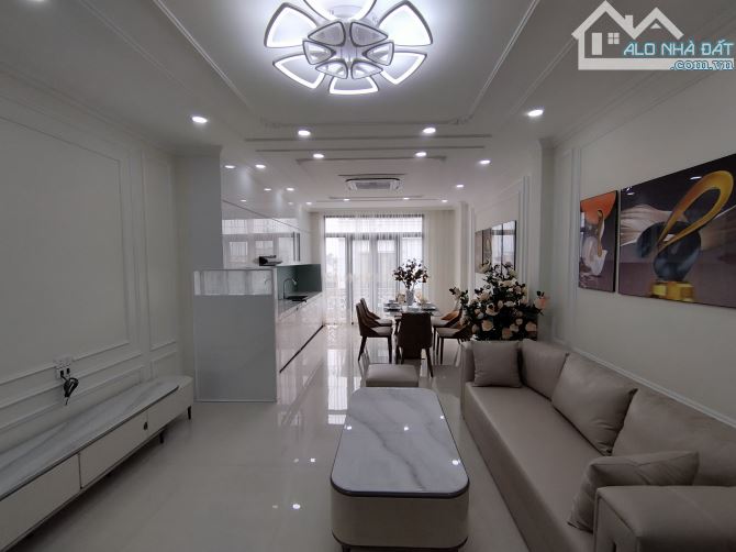 Văn La -90m2*5 tầng- vị trí tuyệt vời -kinh doanh, mở văn phòng-27 tỉ - 2
