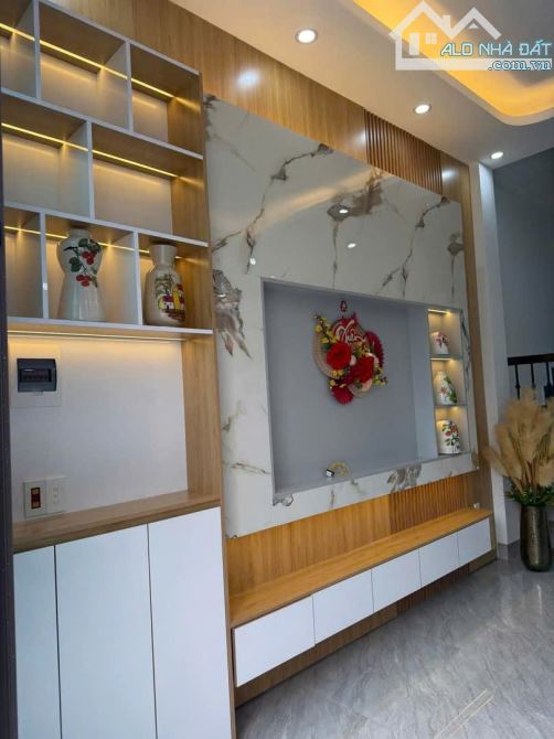 Cần bán ngôi nhà 3 tầng tại ngó phố Ngô Quyền thanh Bình thành phố Hải Dương nhà mới, rẻ. - 2