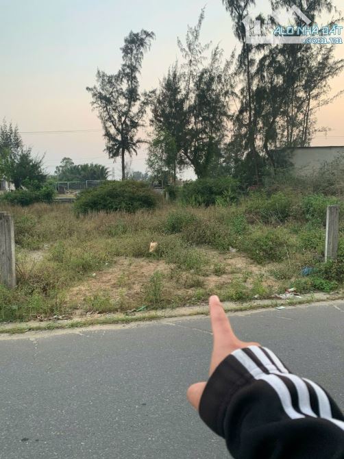 Bán đất TP  Hội An đường Cồn Tập 2 giá 1 tỷ 750 , 110 m2 - 2