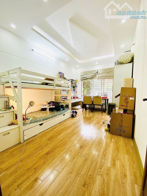 Siêu phẩm! Vũ Tông Phan, ô tô vào nhà. 35m 9.71 tỷ. Nhà đẹp ở ngay - 2