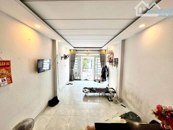 🏡 BÁN NHÀ CỰC HIẾM – Lê Thánh Tôn – 4.2x15m – 3 tầng – 4PN - 2
