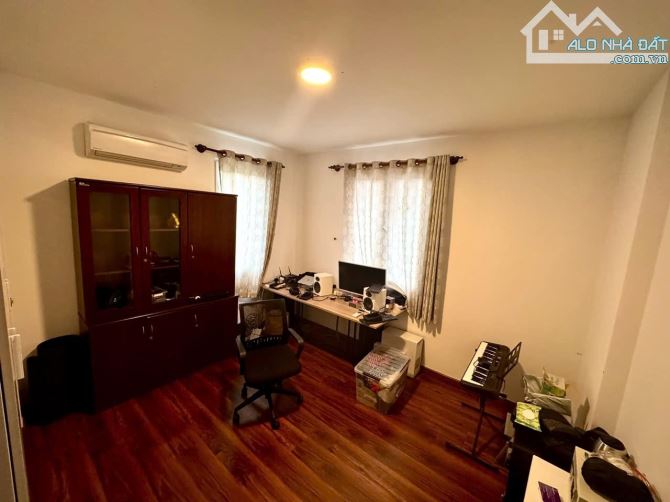 Cho thuê Biệt thự Thảo Điền Sân Vườn hồ bơi, khu compound An Ninh - 2