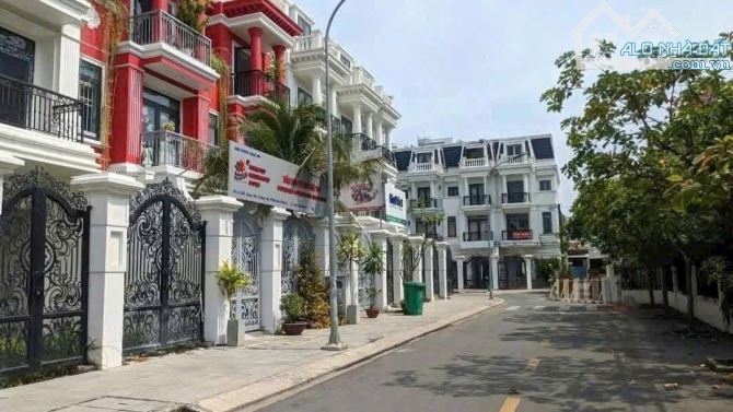 Biệt thự phường Quang Vinh 198m2 chỉ 10.8 tỷ - 2