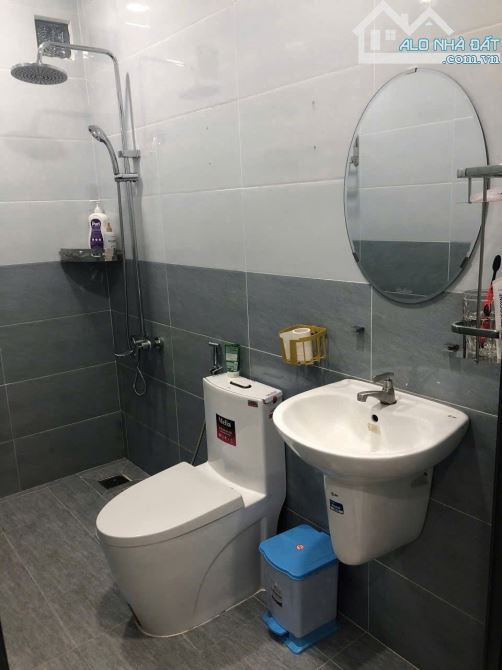 Bán Nhà đẹp gần Biển Vĩnh Hải Nha Trang -Dt 84m2 ( Ngang 4x21m)Đã hoàn công. -DTSD: 163.4m - 2