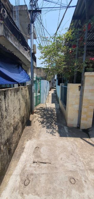 Chính chủ gửi bán căn nhà cấp 4. TBĐ :24 ; TĐS : 118 Có 4 phòng trọ cho thuê doanh thu - 2