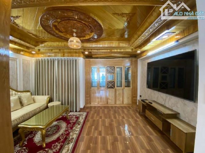 Chỉ 7,x Tỷ có nhà HXH, 58m2, Ngang gần 5m, 5 Tầng gần công viên Làng Hoa - 2