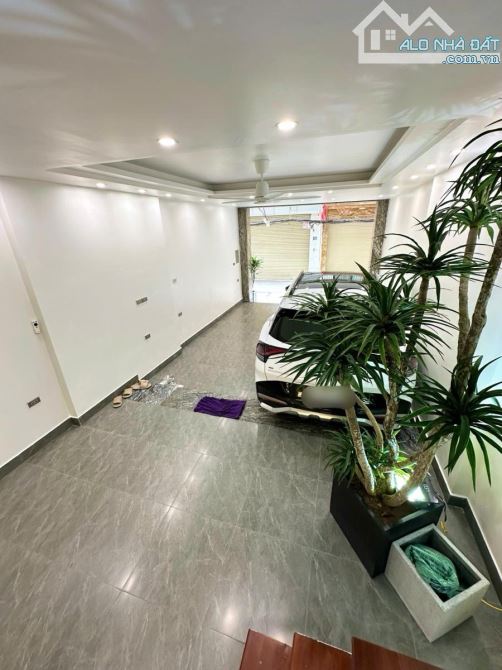 Bán nhà Đền Lừ, 51m2, 6 tầng thang máy, ô tô vào nhà. Cực đẹp!!! - 2