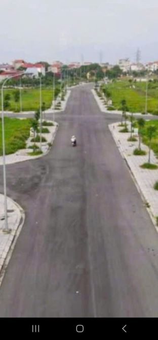 CỰC NÓNG ĐẤT  ĐÔ THỊ BẢO LONG  TRỤC CHÍNH GẦN 100M2 - 5M - hơn 3 tỷ - 3