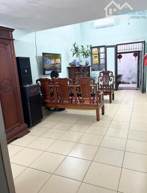 💥💥GIA QUẤT - THƯỢNG THANH. Lô góc - gần ô tô tránh.  ✅Diện tích 52 m. Mặt tiền 3,7 m. 💵 - 3