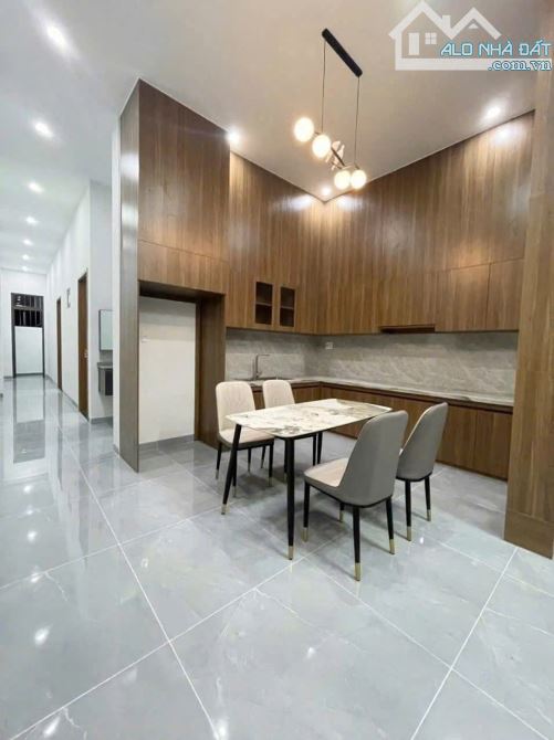 NHÀ CẤP 4 SHR XÂY MỚI KÈM NỘI THẤT CHỈ 400TR NHẬN NHÀ GIÁP PHƯỜNG BỬU LONG - 3