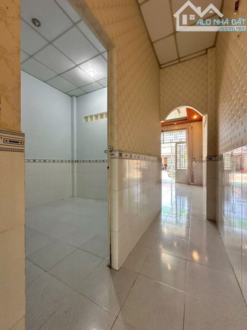 💥Bán nhà mặt tiền đường Ngô Gia Khảm - KDC A&E - phường Thanh Hải - TP Phan Thiết - 3