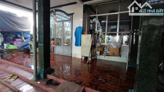Cần bán MẶT TIỀN ĐƯỜNG NGAY ĐẶNG THÚC VỊNH 8,5X28 GIÁ RẺ PULL THỔ CƯ VỊ TRÍ ĐẸP - 3