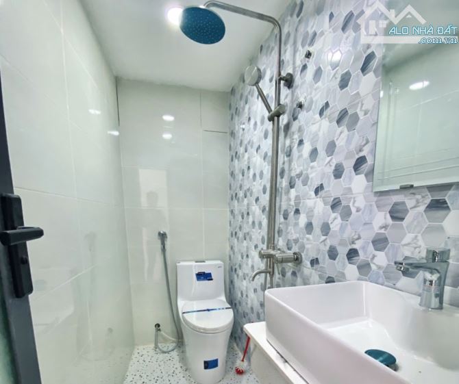 Gò Vấp, 5 Tầng, View Sân Bay, Tặng Full Nội Thất, Chỉ 5 Tỉ 099 - 3