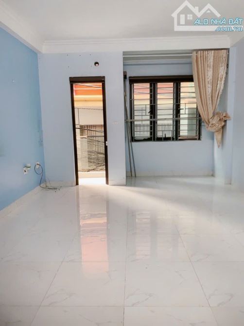 BÁN NHÀ MẶT NGÕ KIM GIANG, NGÕ THÔNG Ô TÔ QUA NHÀ, KINH DOANH ĐỈNH, SỔ VUÔNG VẮN - 3