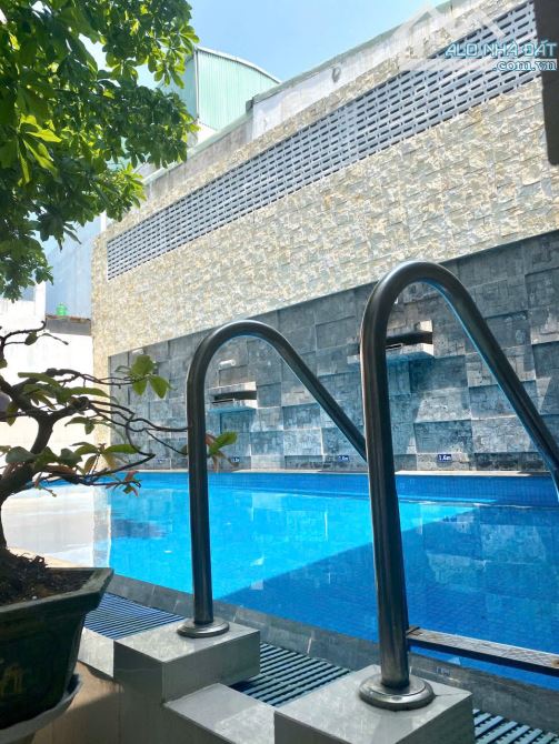 Bán biệt thự 3 tầng, giá tốt tại Lý Tự Trọng, Hải Châu, Diện tích khủng 328m2 - 3