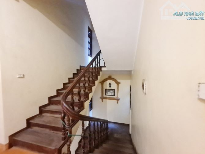 Bán nhà phân lô  Xã Đàn, Đống Đa – 200m² – 5 tầng – 2 mặt ngõ, 4 mặt thoáng. - 3
