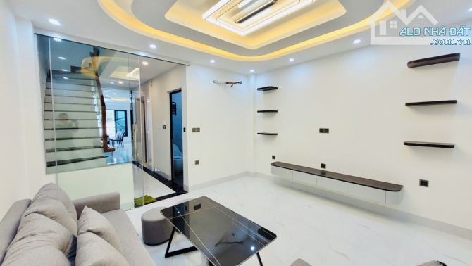 Bán nhà Nguyễn Chí Thanh, oto tránh, vị trí vàng, DT 58m2 x 7T, thang máy, giá 24 tỷ - 3